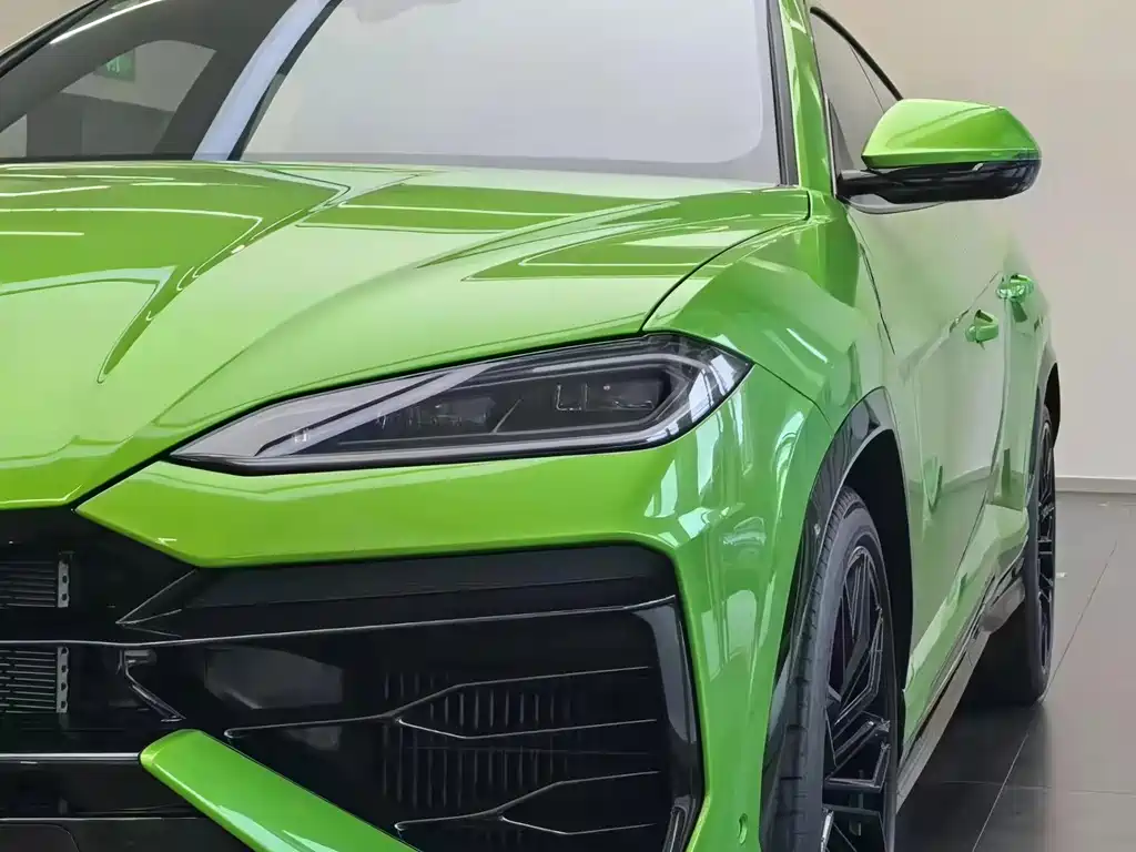 Urus SE 4.0 T Standard
