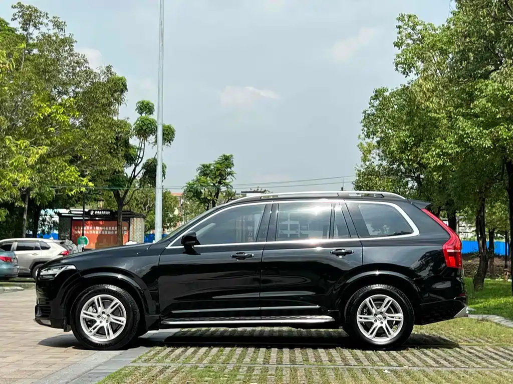 Volvo XC90 T6 Smart Ease 7-seat