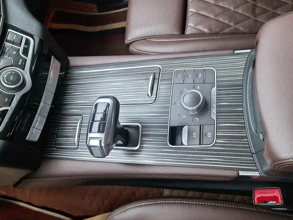 Haval H9 2.0 T Gasoline 4 WD Luxury 7-seat