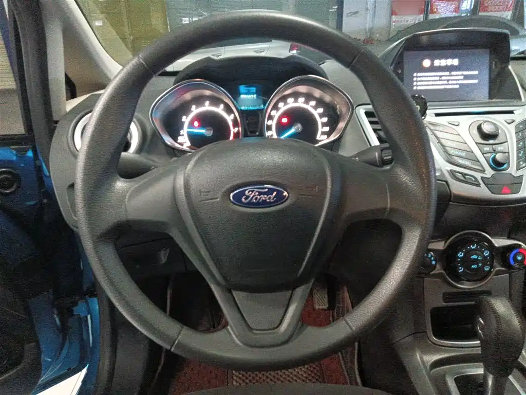 Fiesta Hatchback 1.5 L Auto Fashion