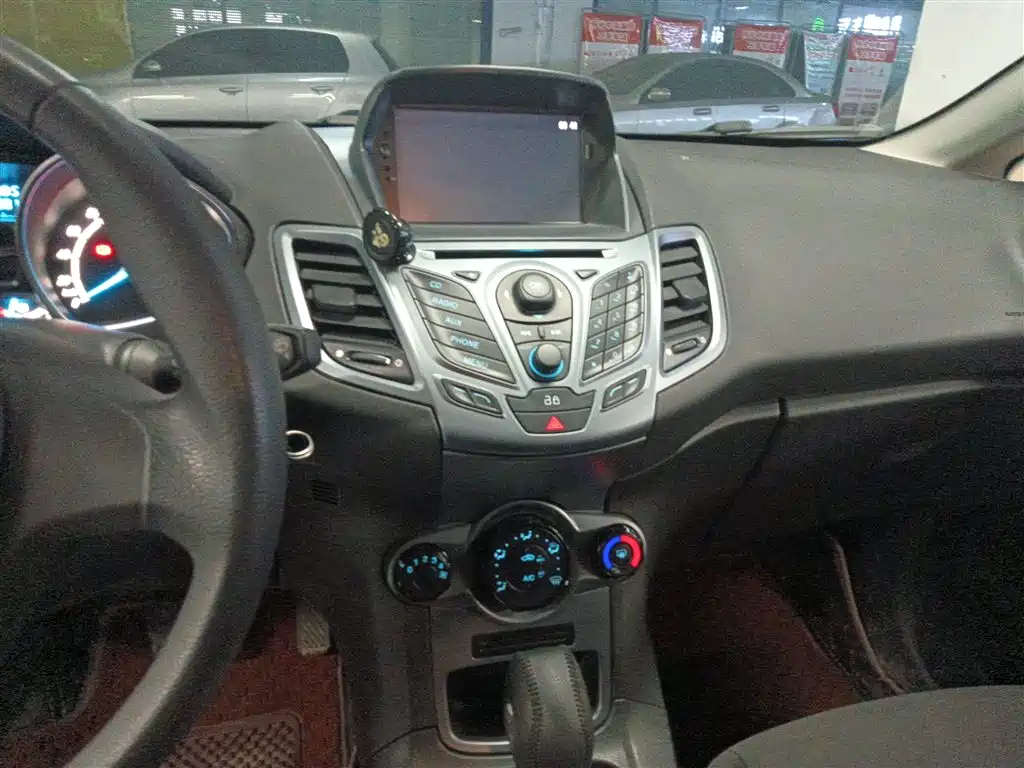 Fiesta Hatchback 1.5 L Auto Fashion