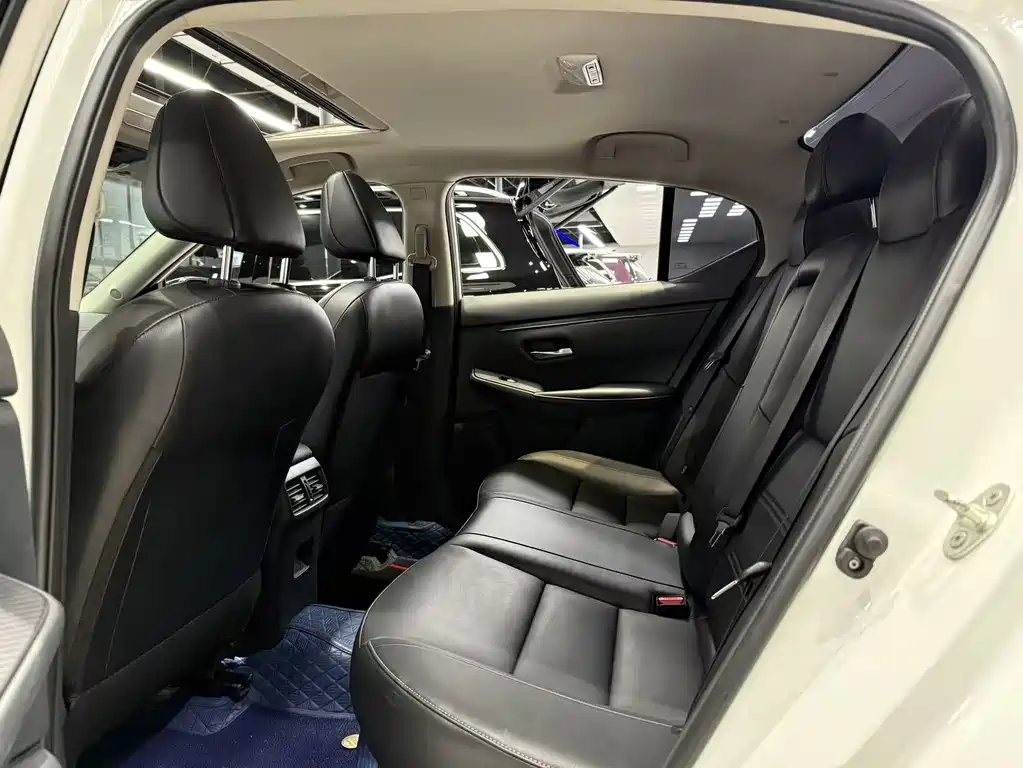 Sylphy Facelift 1.6 L CVT Joy
