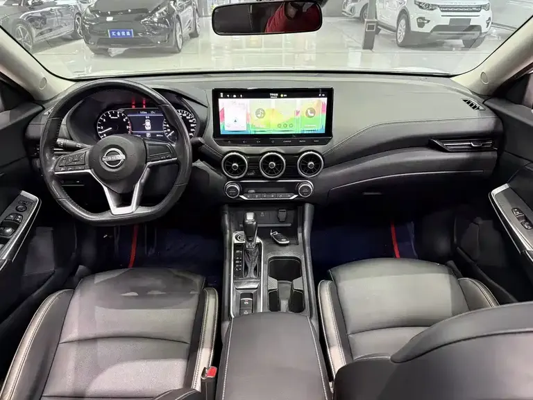 Nissan Sylphy Facelift 1.6 L CVT Joy