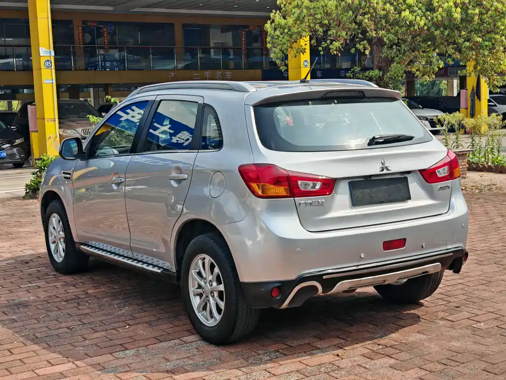 ASX 2.0 L CVT 2 WD Luxury