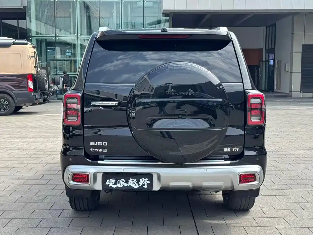 Beijing Offroad BJ60 2.0 T 11 th 5-seat