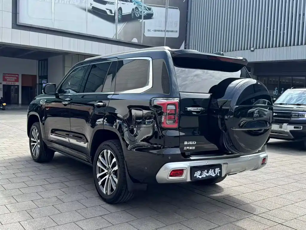Beijing Offroad BJ60 2.0 T 11 th 5-seat