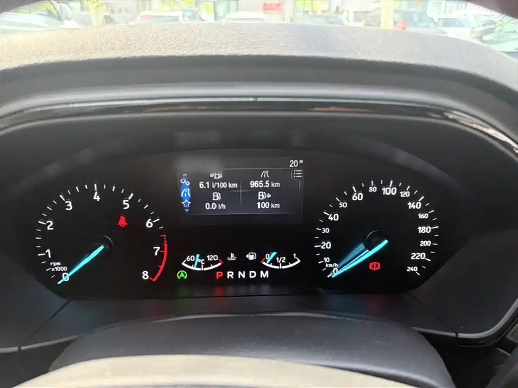 Focus Sedan EcoBoost 180 Auto ST Line