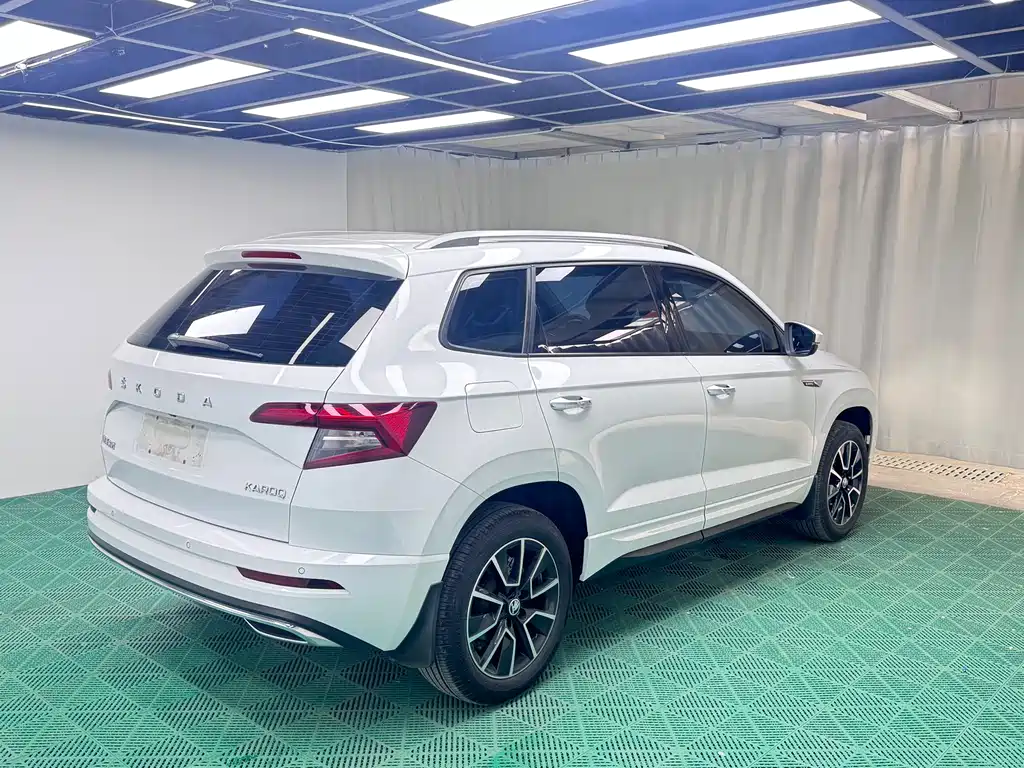 Karoq TSI280 Premium