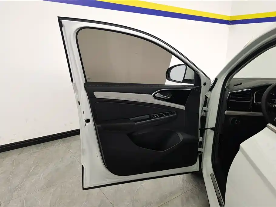 Jetta VS5 捷达VS5 2023款 280 TSI 手动进取型