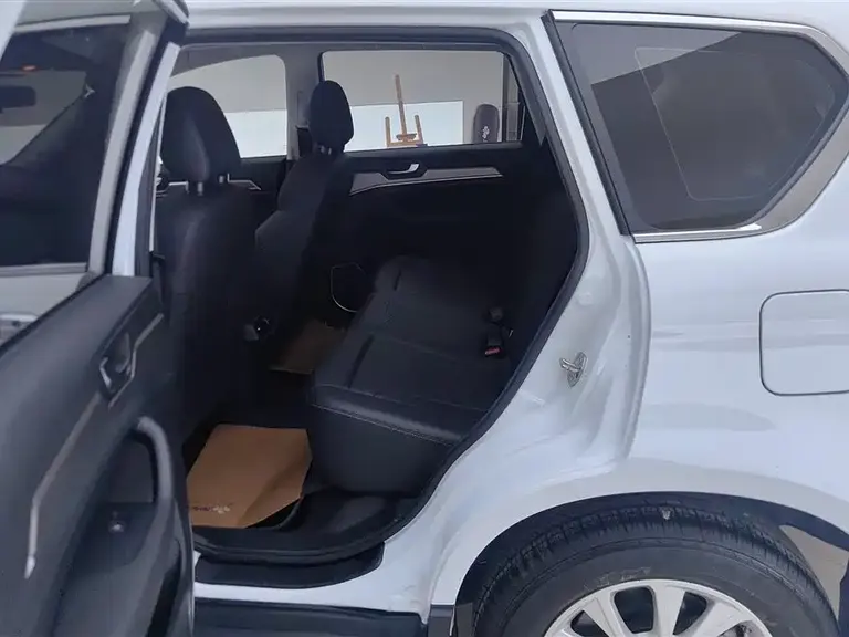 Haval H6 Sport 1.5 T Auto Elite Connected Hex Grille