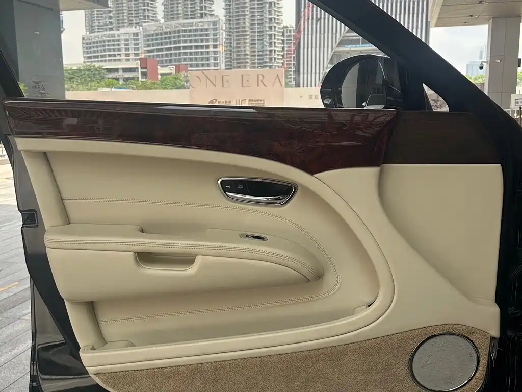 Mulsanne 6.8 T EIC Special Custom