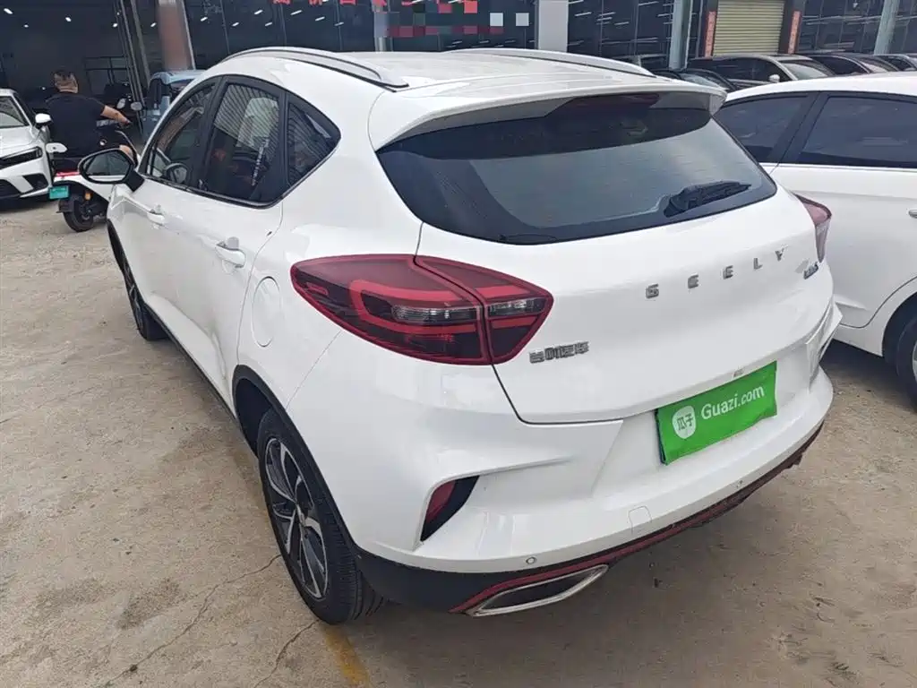 Emgrand GS 1.4 T CVT Elegant