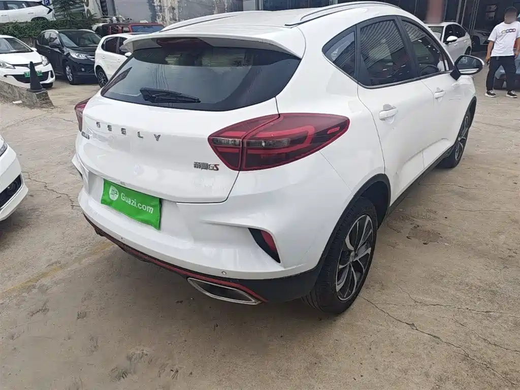 Emgrand GS 1.4 T CVT Elegant