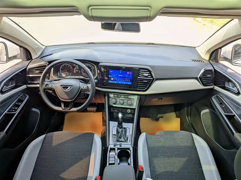 Jetta VS7 280 TSI Auto Progressive