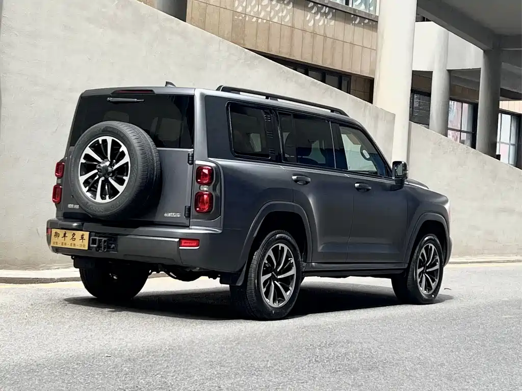 Haval H9 2.0 T Gasoline 4 WD Extreme Realm