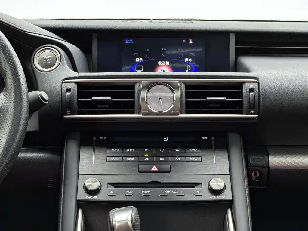 Lexus IS 300 F SPORT