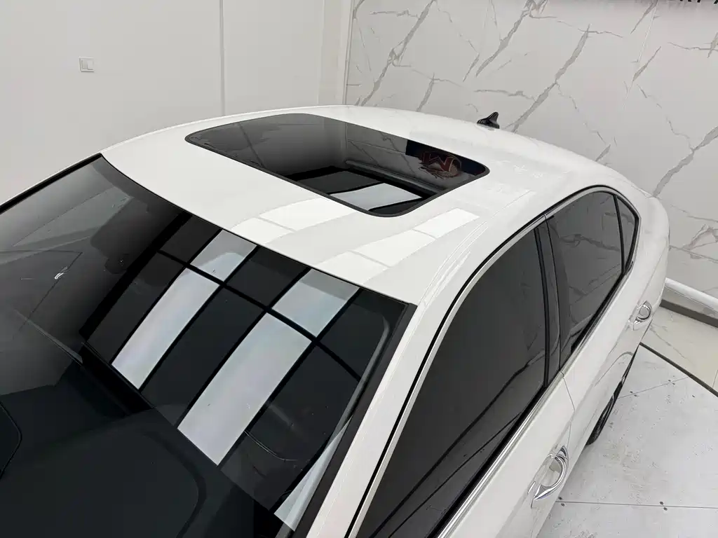 Octavia PRO TSI280 DSG Distinguished