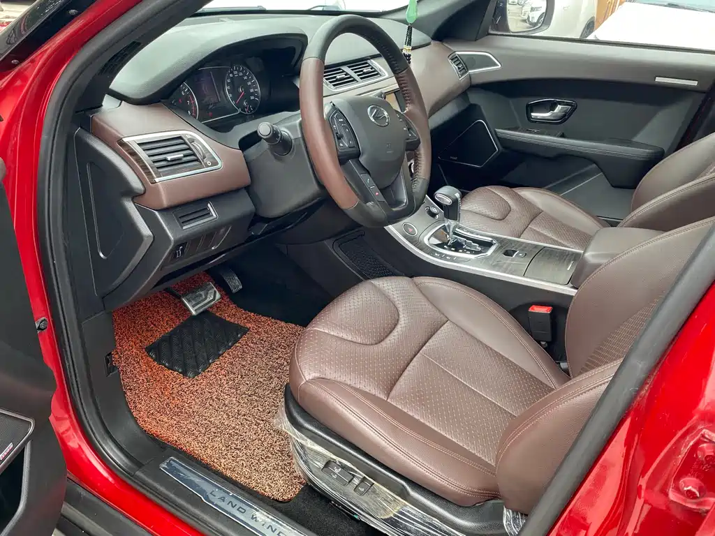 Landwind X7 2.0 T Panoramic Distinguished