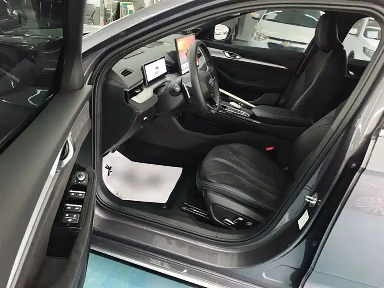 Geely Xingrui Oriental Shine 2.0 TD Moon Gaze
