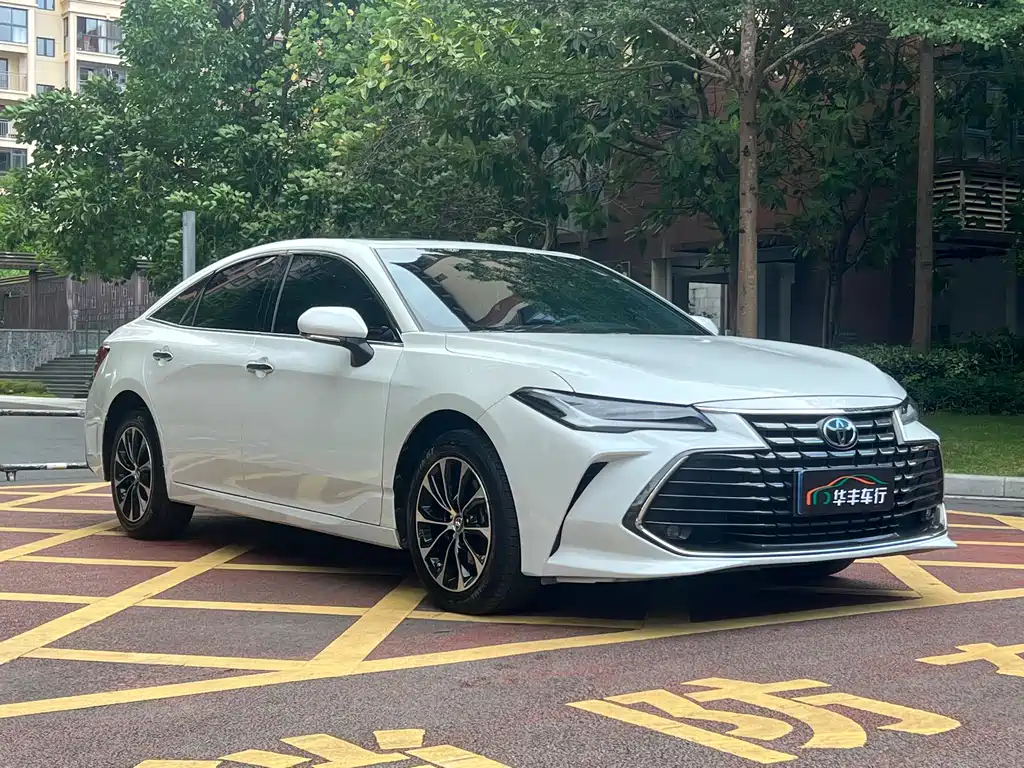 Avalon 2.0 L Luxury