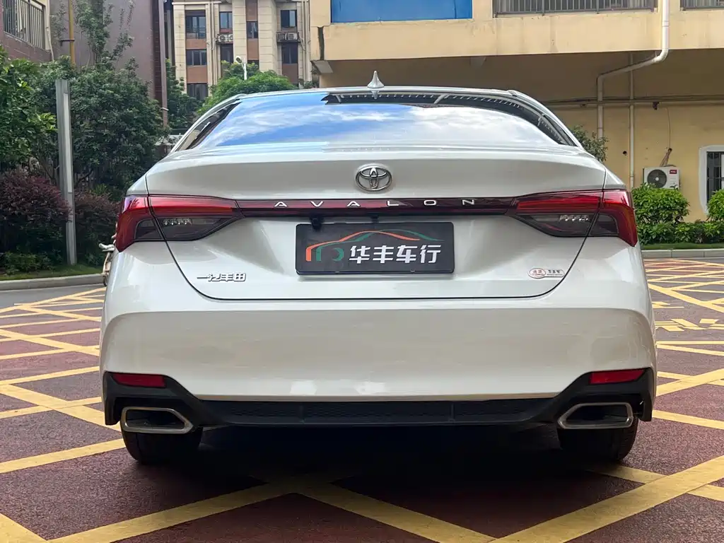 Avalon 2.0 L Luxury
