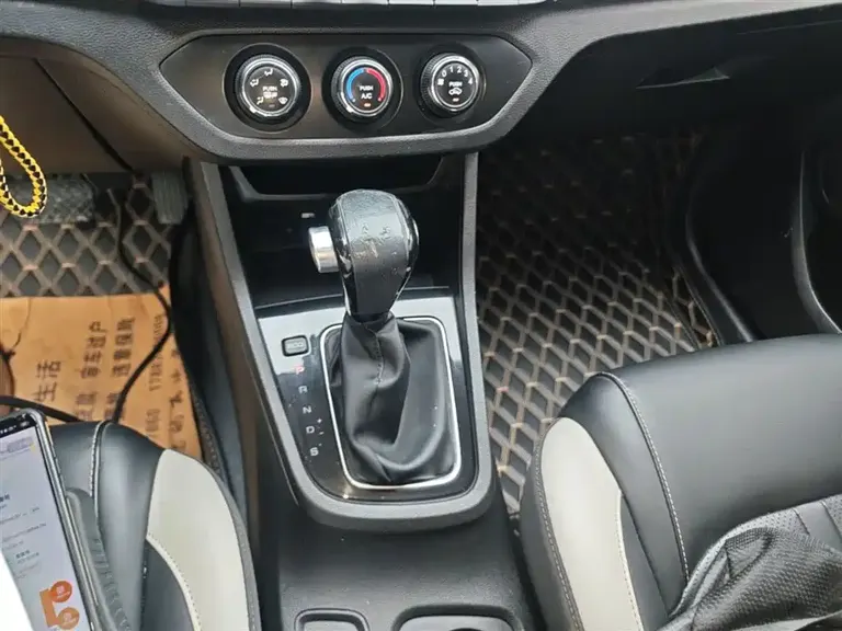 Baojun 360 1.5 L CVT Elite CN-VI