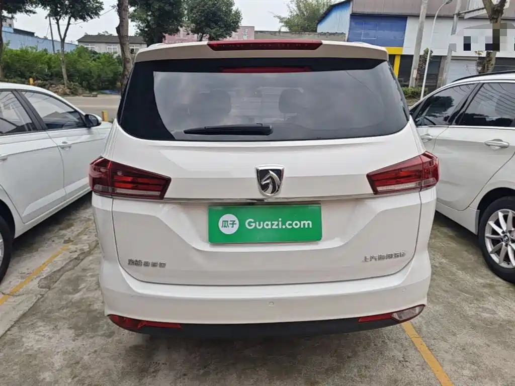 Baojun 360 1.5 L CVT Elite CN-VI