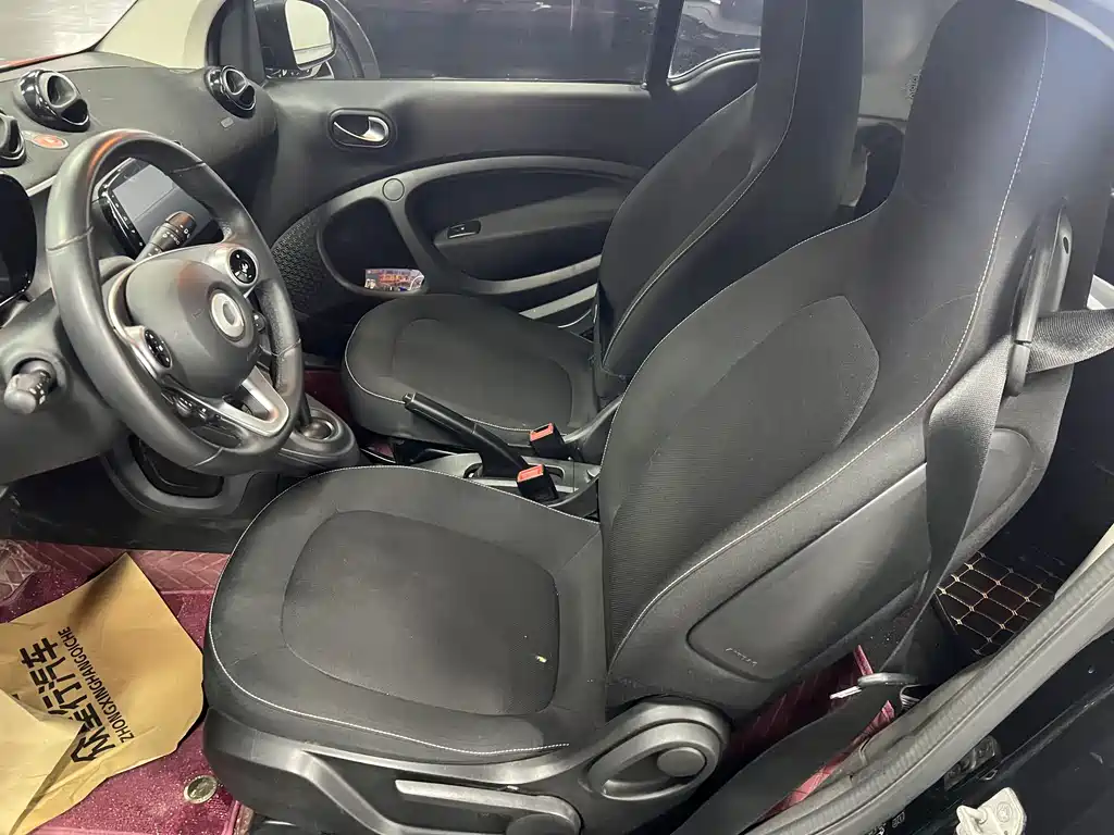 smart fortwo 0.9 T 66 kW Hardtop Wind Engine CN-VI