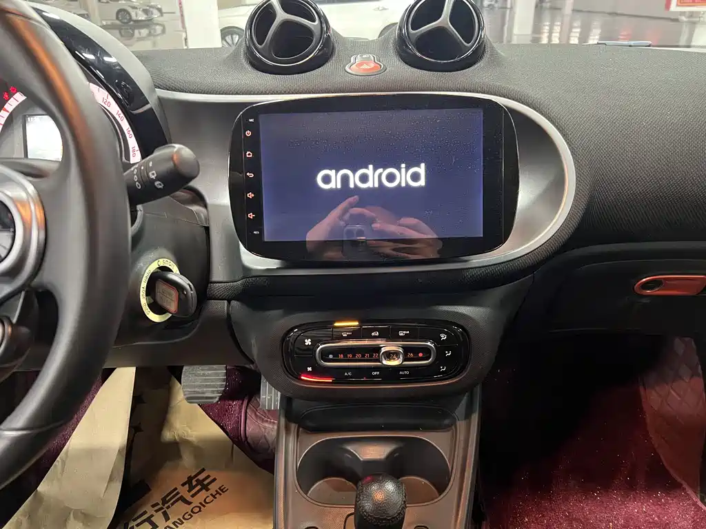 smart fortwo 0.9 T 66 kW Hardtop Wind Engine CN-VI
