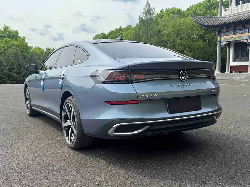 Lamando Lamando L 280 TSI DSG Spicy Cool