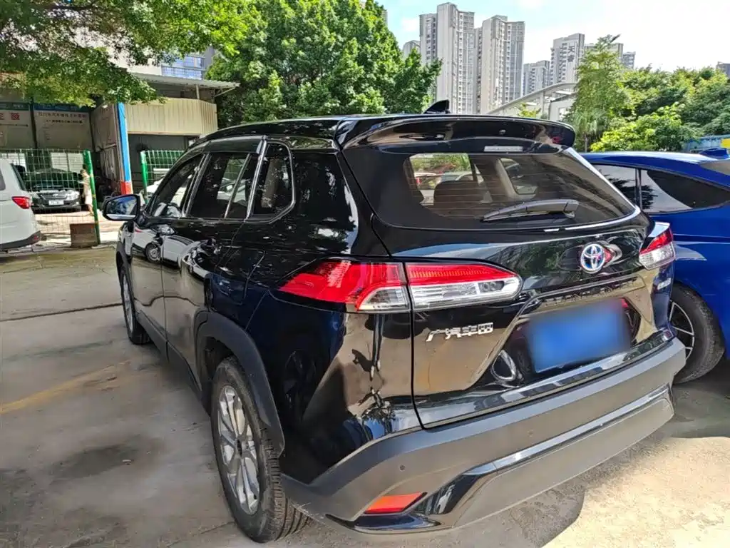 Frontlander 2.0 L Smart e-Hybrid Dual Engine Leading