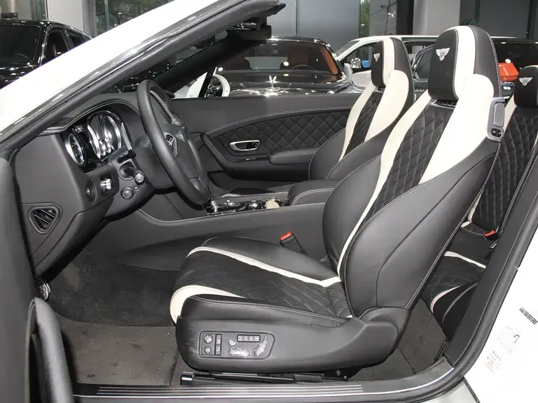 Bentley Continental GT 4.0 T GT V8 Convertible