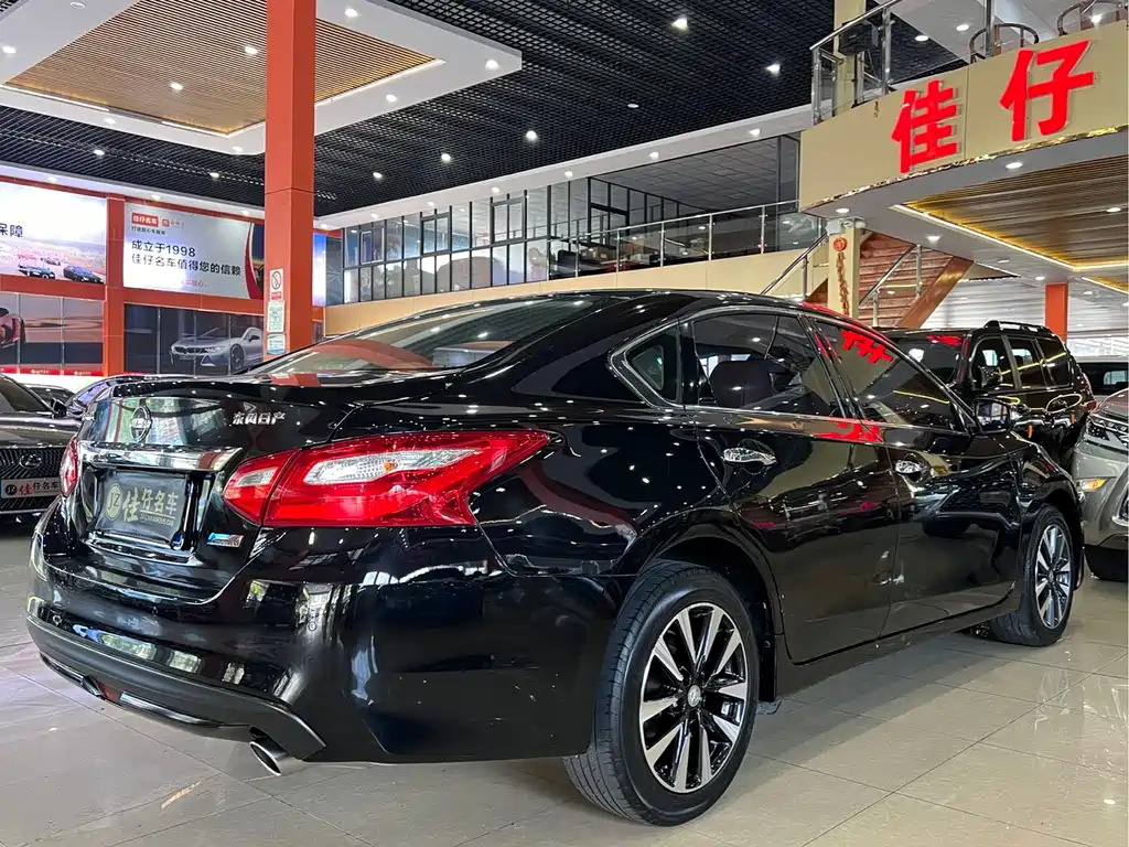 Teana Facelift 2.0 L XL Comfort