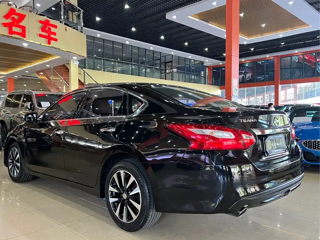 Teana Facelift 2.0 L XL Comfort