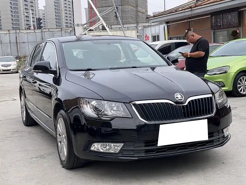 Superb 1.4 TSI DSG Gentleman