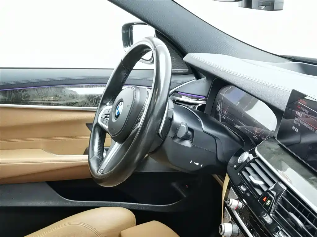 BMW 6 Series GT 630 i M Sport Package