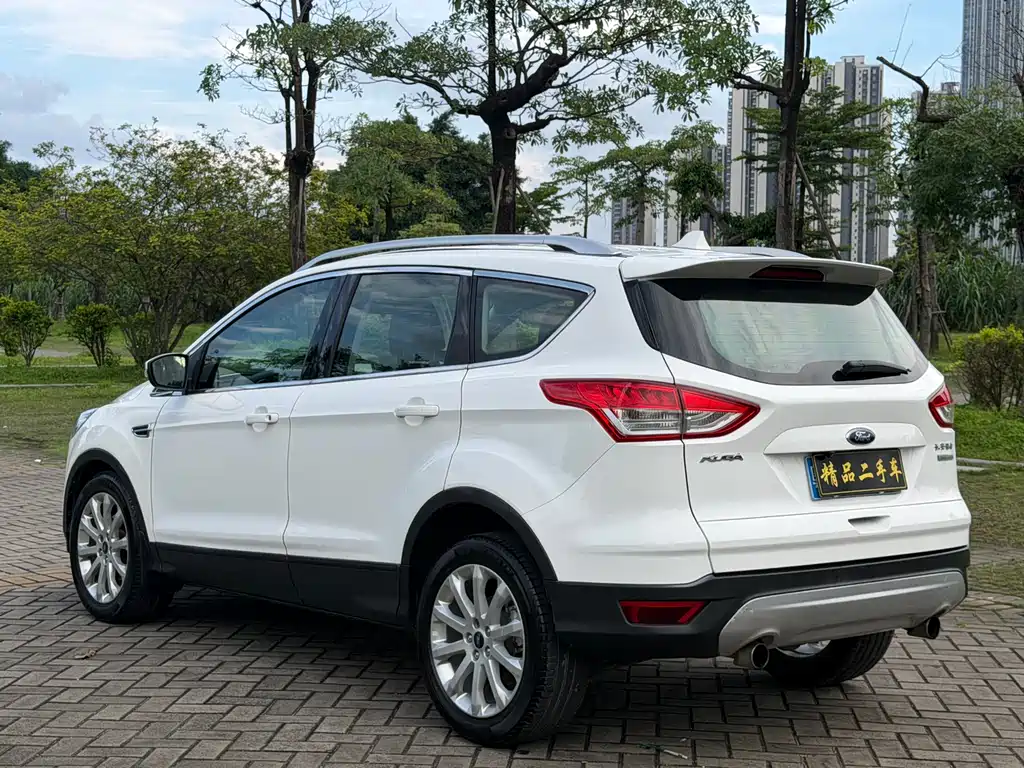 Kuga 1.5 L GTDi 2 WD Comfort