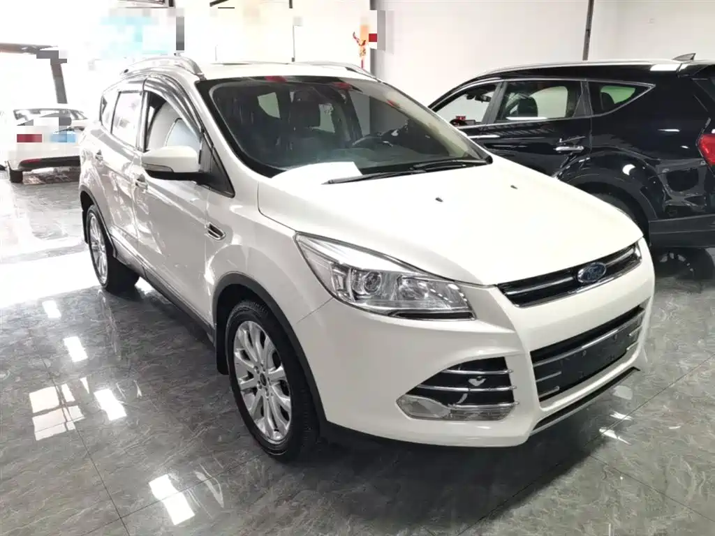 Kuga 2.0 L GTDi 4 WD Elite