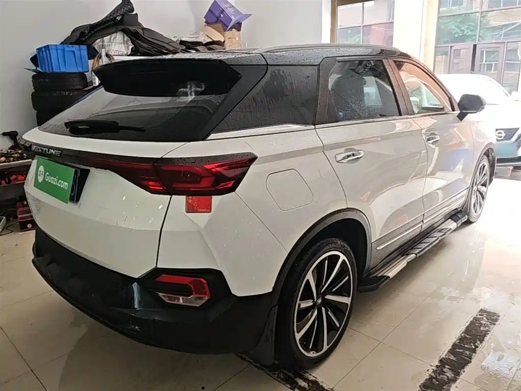 Besturn T77 230 TID Auto Luxury CN-V
