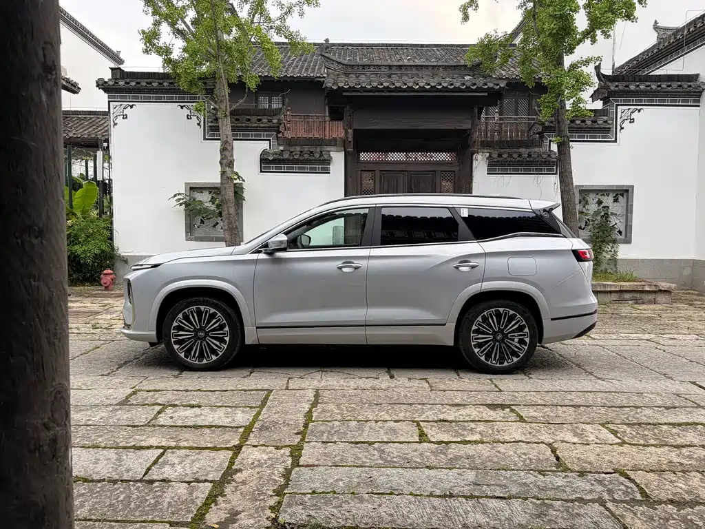 Jetour Shanhai L9 1.5 TD 2 DHT Flagship 6-seat