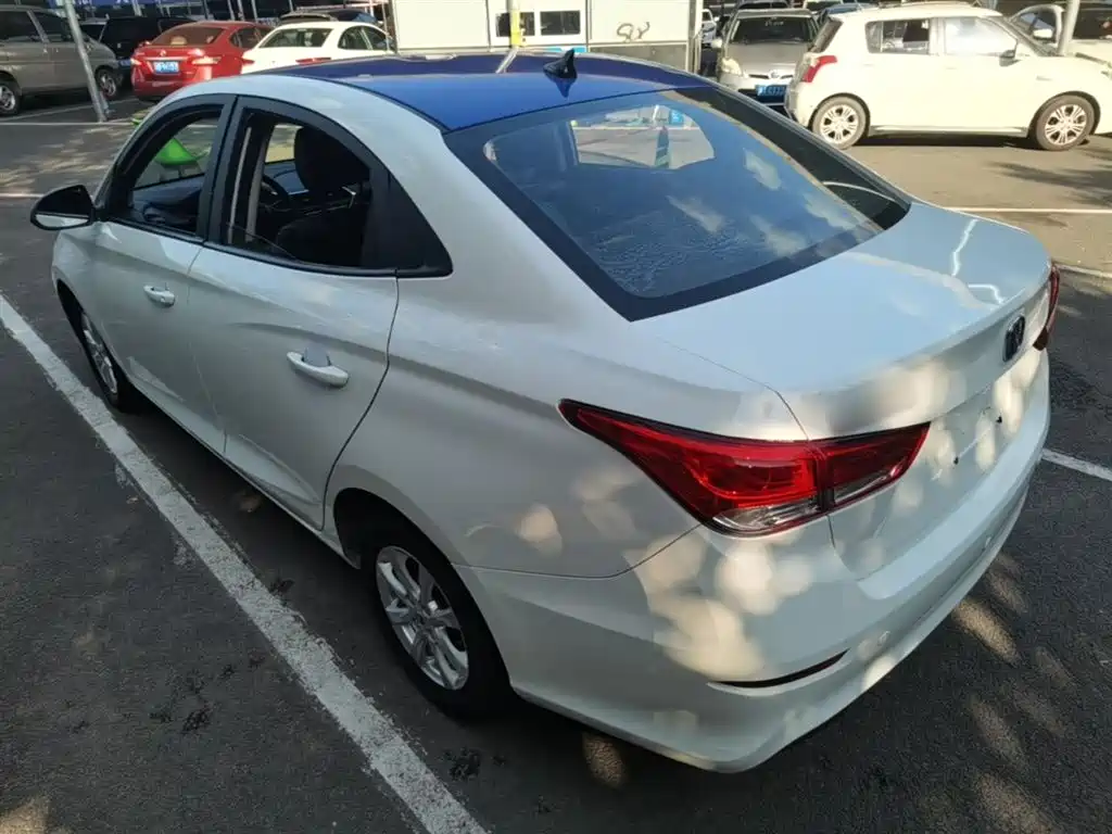 Yuexiang 1.5 L DCT Comfort CN-VI
