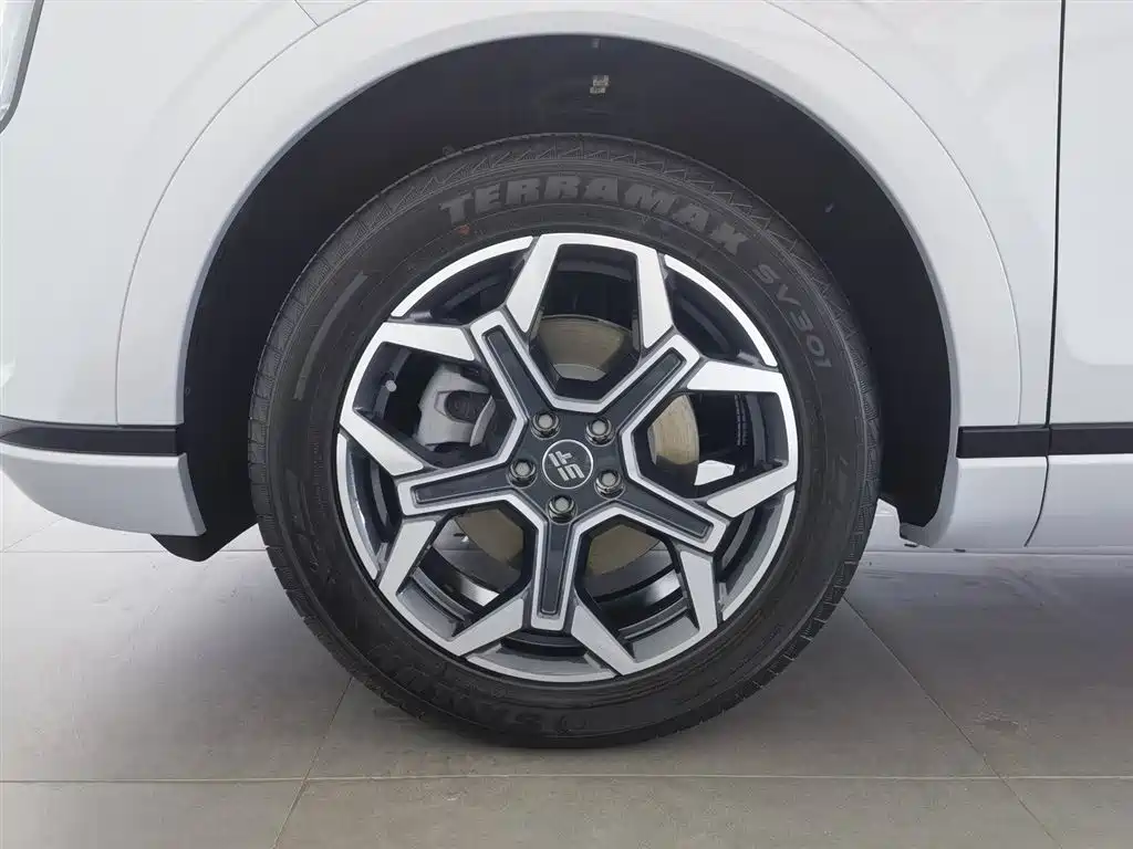 Jetour Shanhai L7 PLUS 捷途山海L7 PLUS 2026款 121 km 舒适版 5座