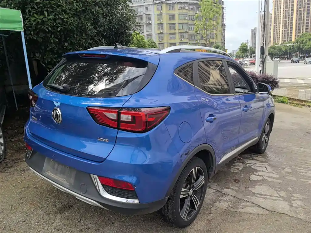MG ZS 1.5 L Auto Premium Internet
