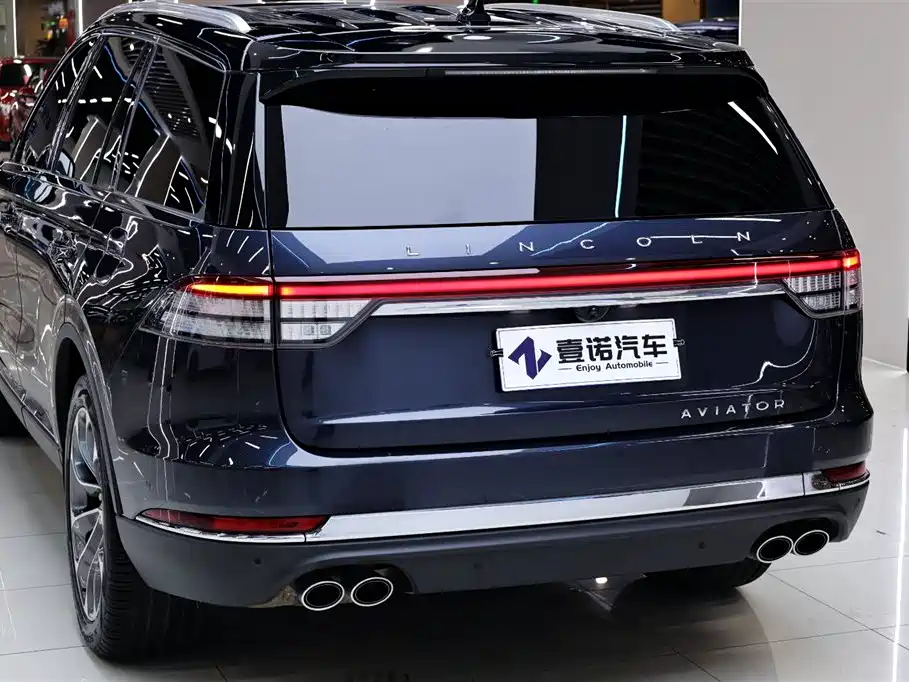Aviator 3.0 T V6 4 WD Executive