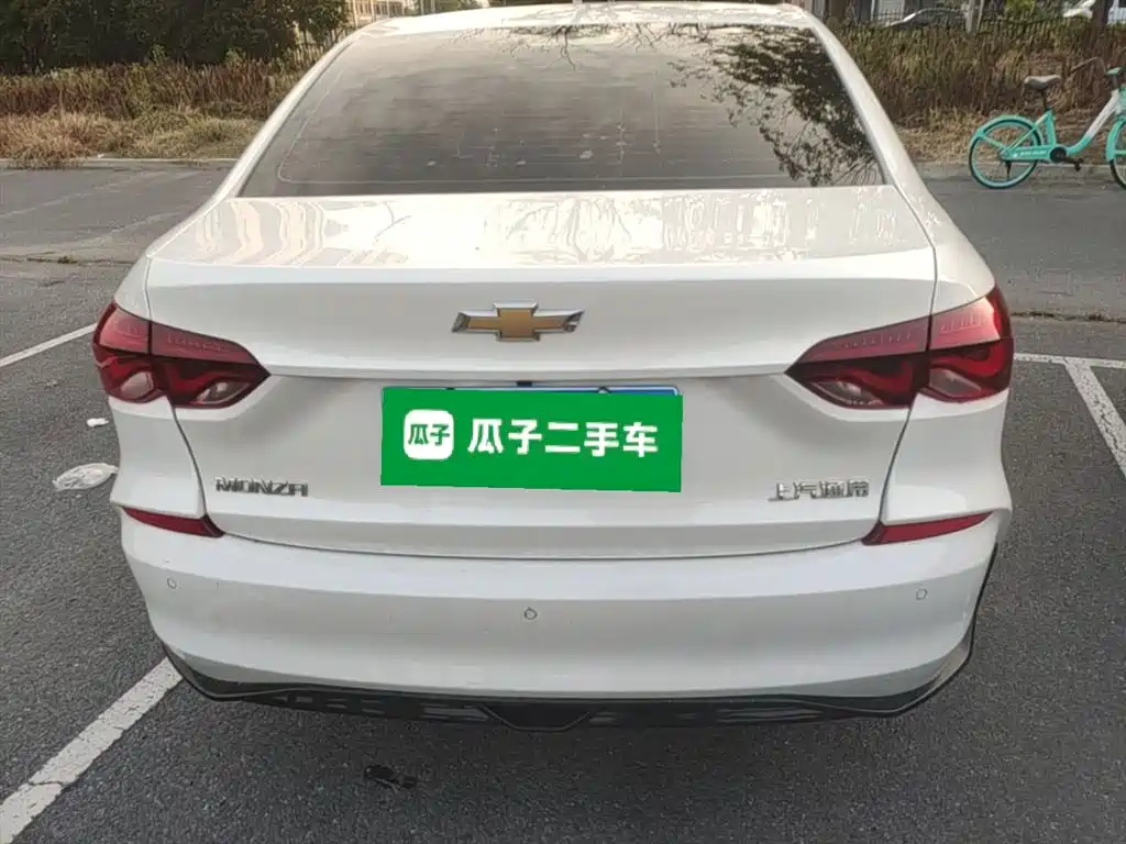 Monza 1.5 L DCT Joy