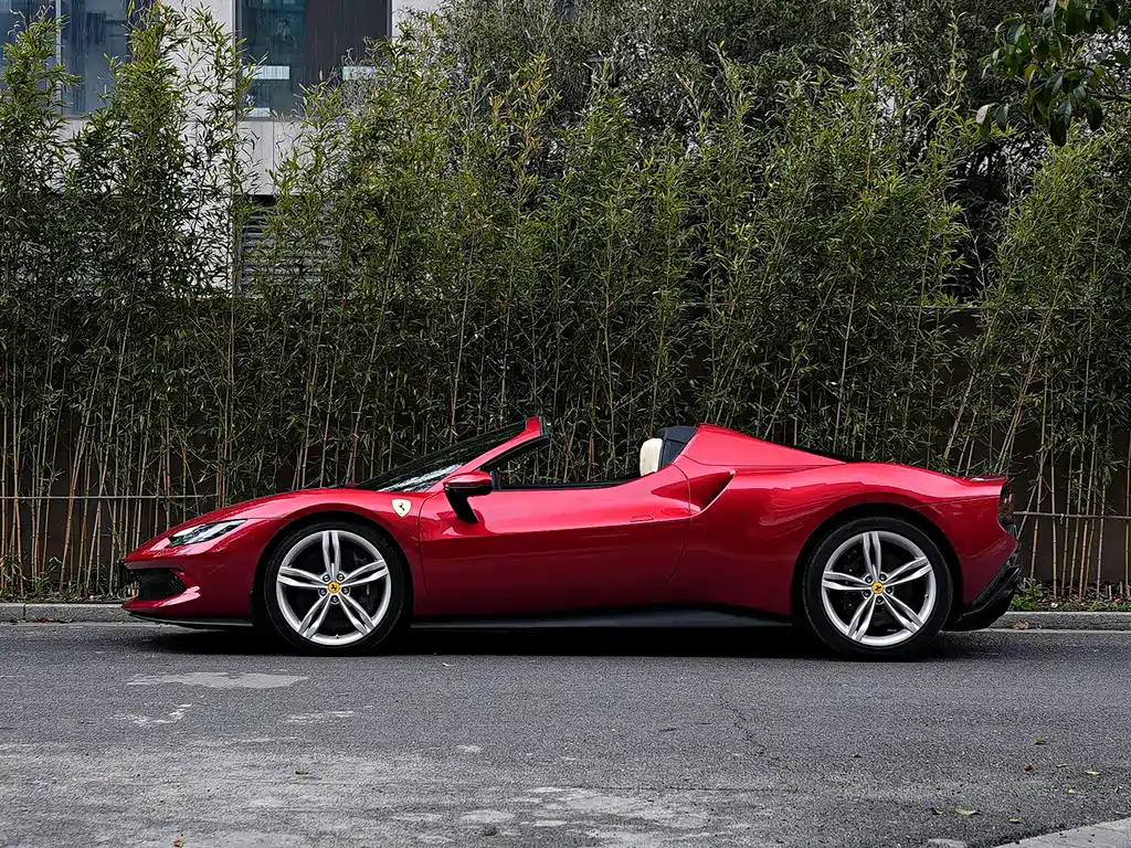 Ferrari 296 3.0 T V6 GTS