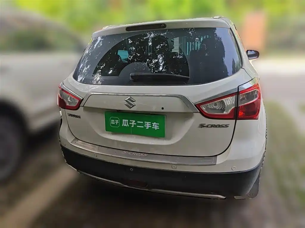 S-Cross 1.6 L CVT 2 WD Elite