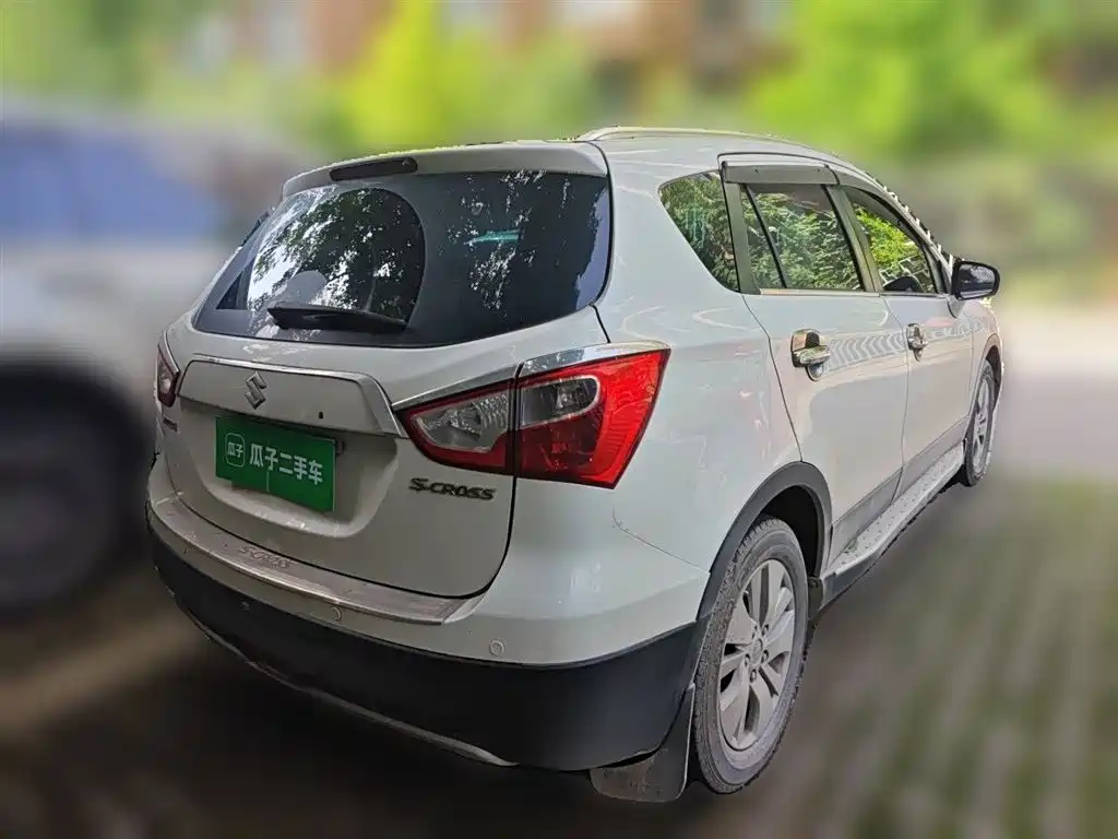 S-Cross 1.6 L CVT 2 WD Elite