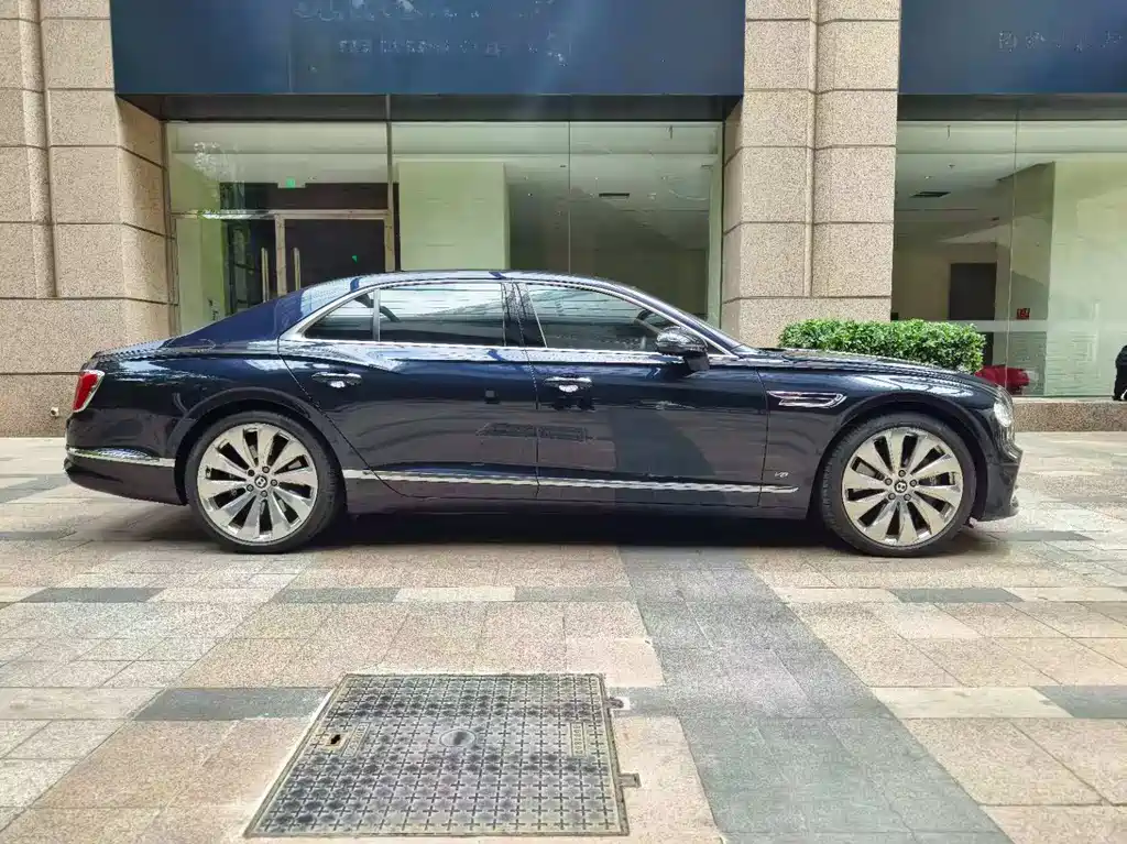 Flying Spur 4.0 T V8 Standard