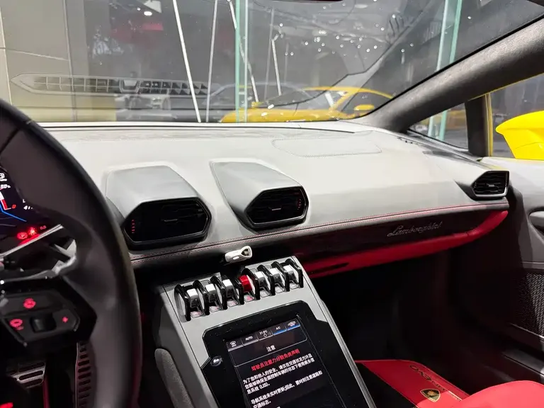 Lamborghini Huracán Huracán EVO RWD